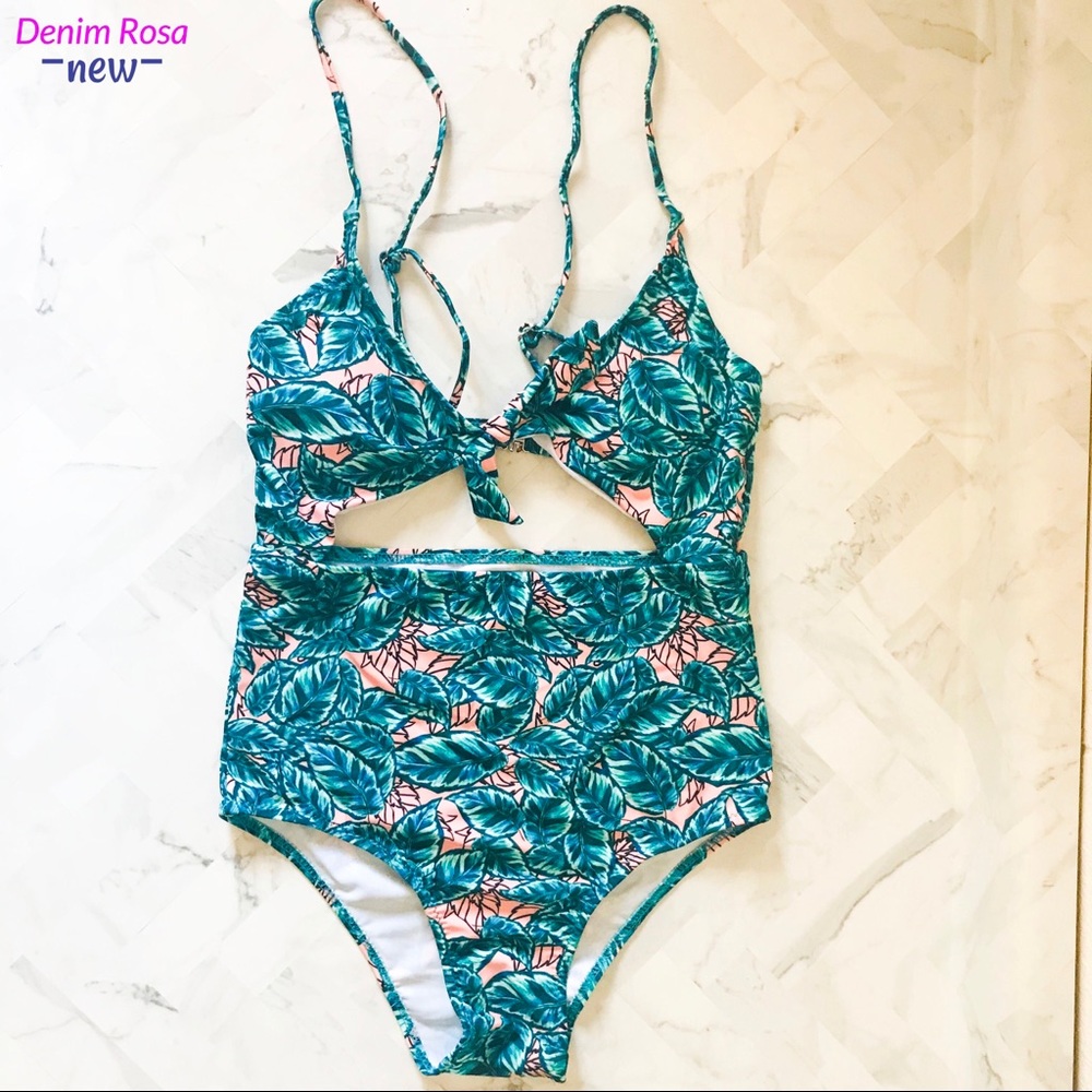 New one piece swimsuit 👙